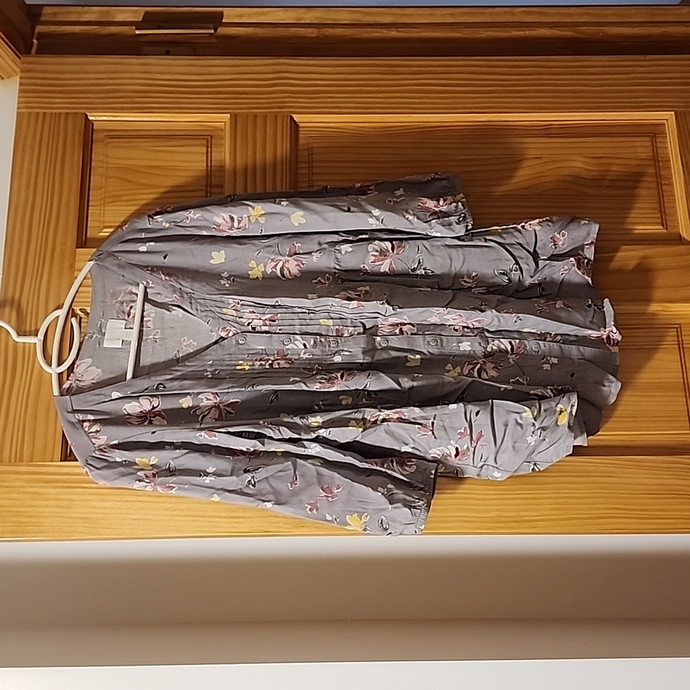 Maternity shirt